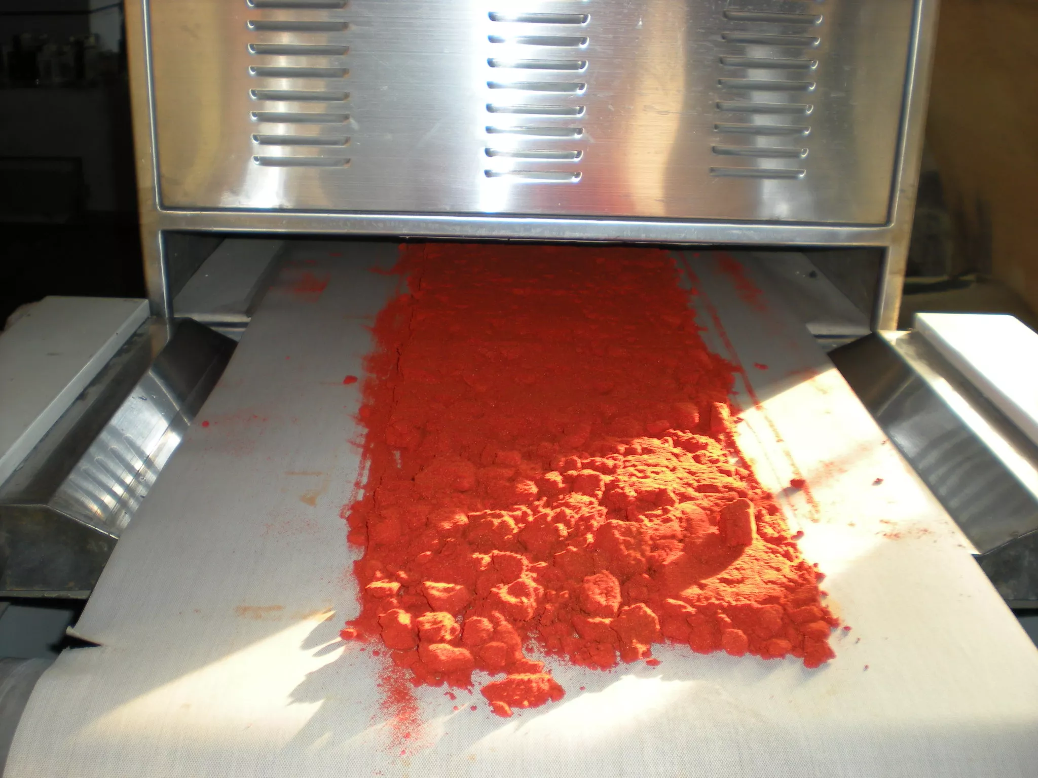 Chili powder dryer sterilizer.jpg